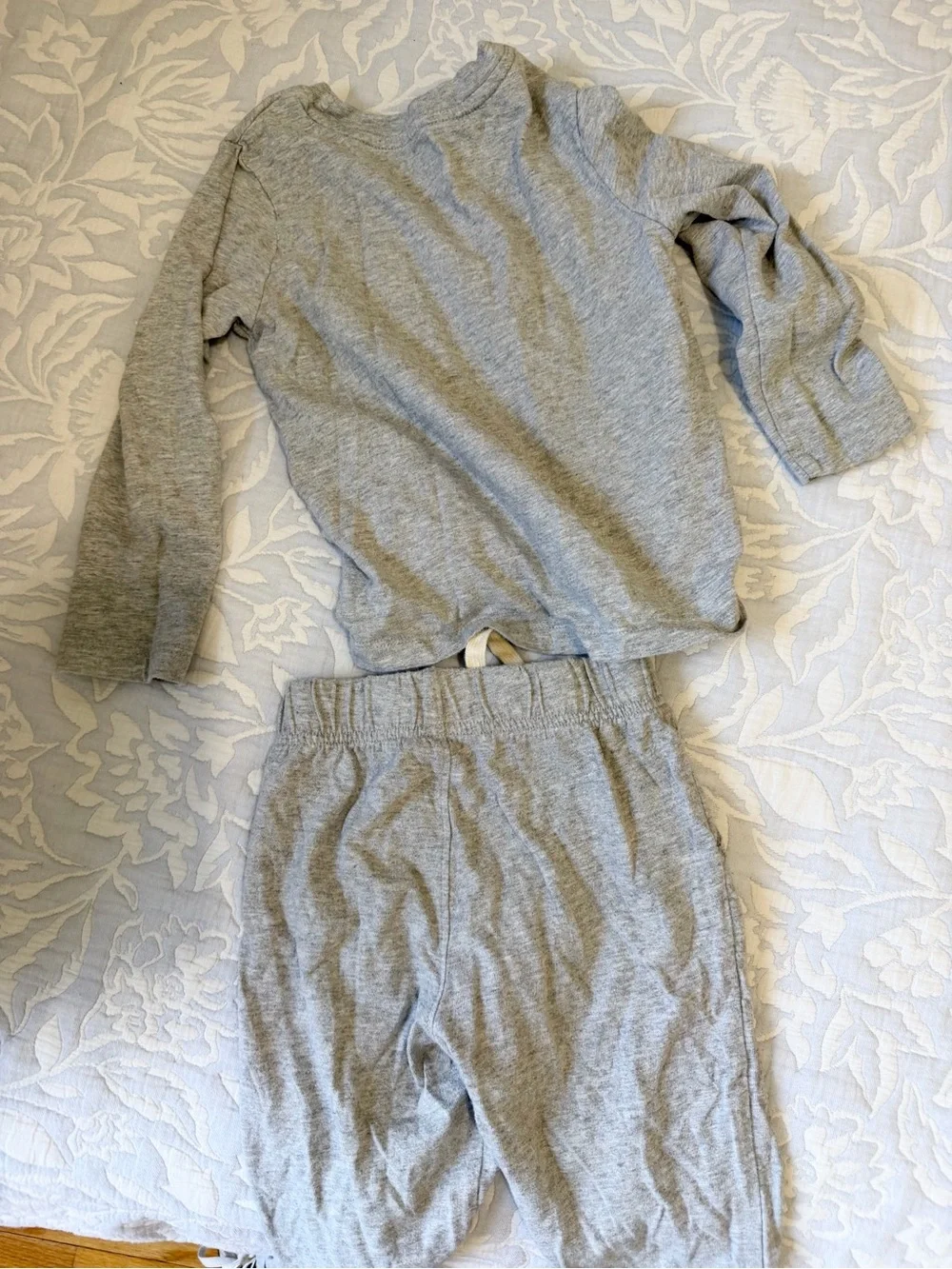 Gap 4T matching set gray sweatpants boy casual